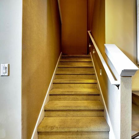 Beautiful Townhome Overlooking The Lake And The Pool Орландо Екстериор снимка
